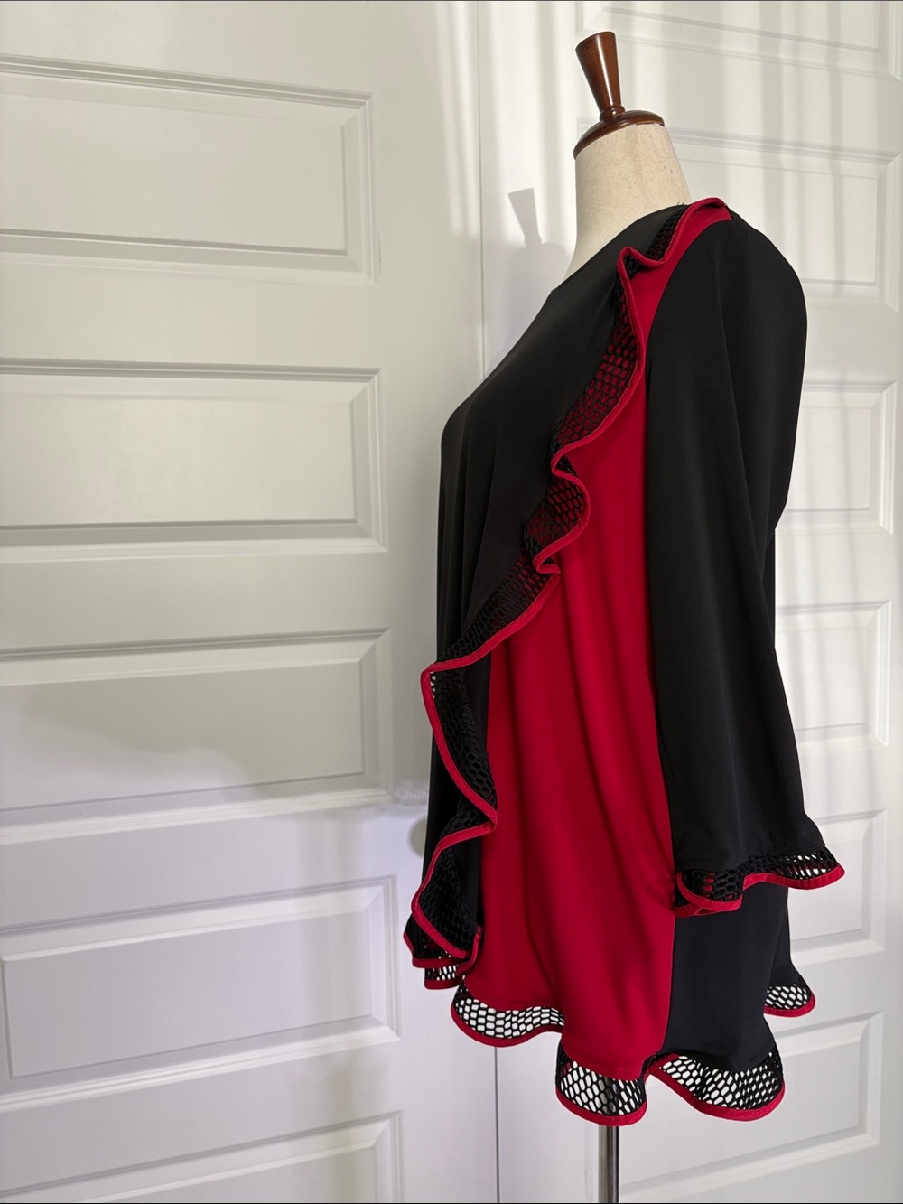 Black Blouse with Red Mesh-Trimmed Hem and Sleeves - Picture 4 of 6